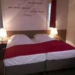Hotel Lippischer Hof 3*