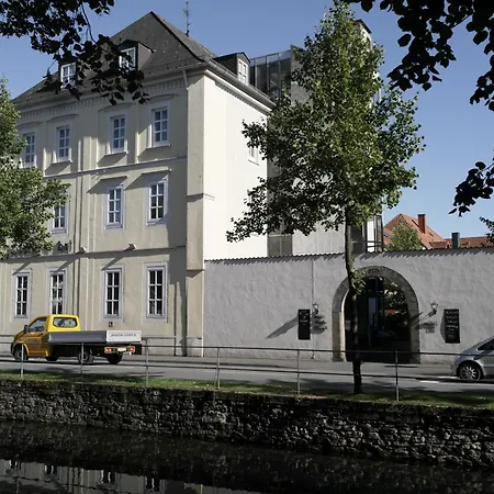 Отель Lippischer Hof Детмольд