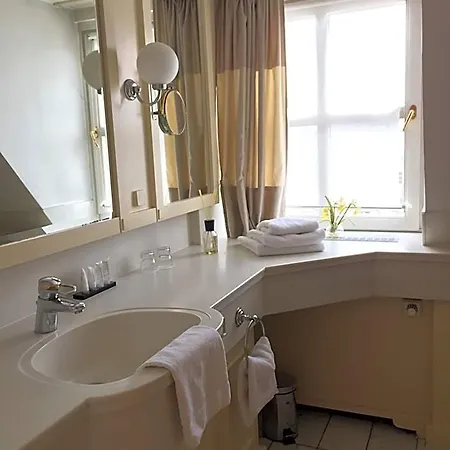 Lippischer Hof Hotel 3*