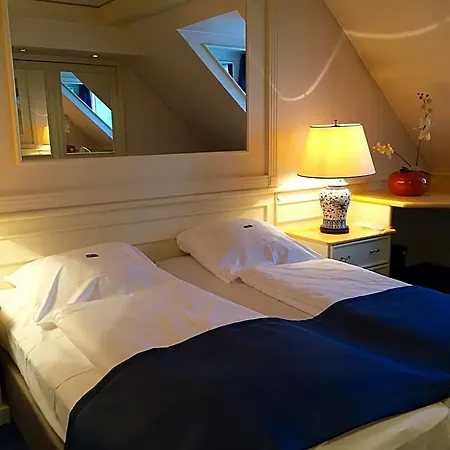 Lippischer Hof فندق ديتمولد