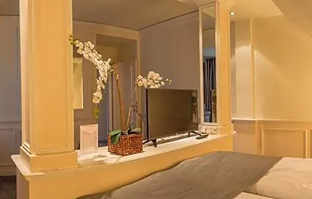 Hotel Lippischer Hof 3*