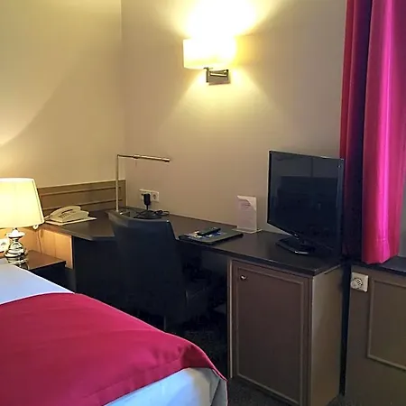 Lippischer Hof Hotel 3*