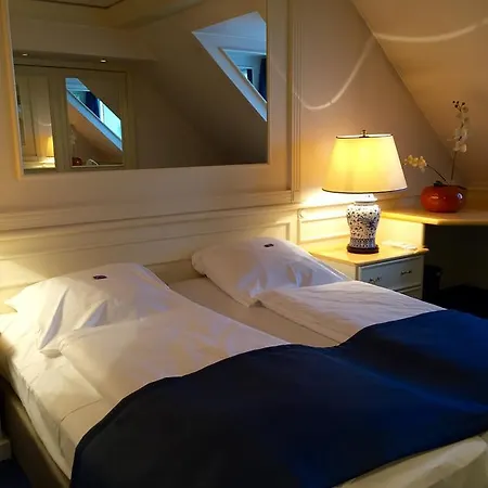 Lippischer Hof Hotel 3*