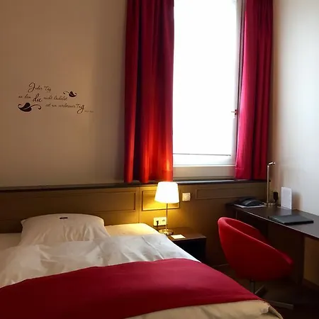 Hotel Lippischer Hof 3*