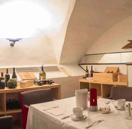 Lippischer Hof Отель 3*