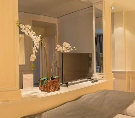 Lippischer Hof Отель 3*
