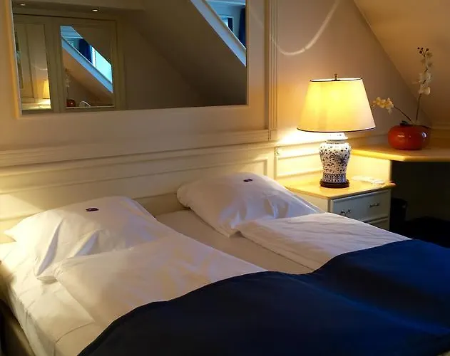 Lippischer Hof Hotell 3*